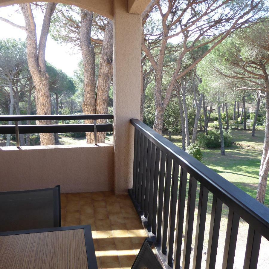 Residences Du Golf Saint-Raphaël Exterior foto